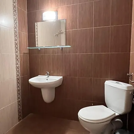 Хотел семеен примо Приморско