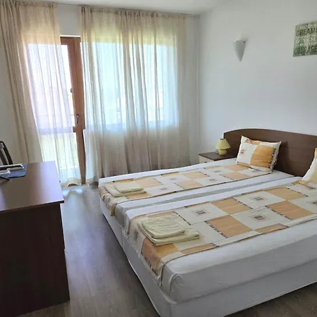 семеен примо Приморско