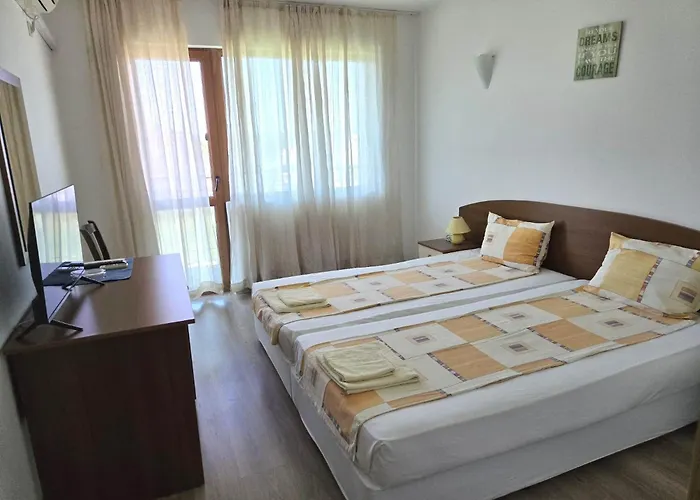 Family Primo Приморско