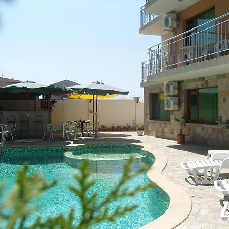 семеен примо Family Primo بريمورسكو